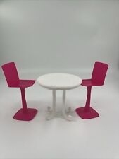 Barbie doll furniture White Round Circle Kitchen Dining Table 2 Pink Chairs, used for sale  Shipping to South Africa