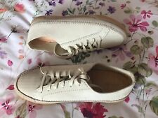 LADIES CLARKS LIGHT BEIGE SUEDE LEATHER AND FABRIC TYPE TRAINER SHOES  SIZE 6.5  for sale  Shipping to South Africa