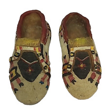 Mini estatueta de sapato mocassim nativo americano pintado à mão de argila mãe filha comprar usado  Enviando para Brazil