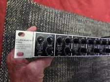 Behringer RX1602 Profesional 16 Entradas Mezclador de Línea Bajo Ruido segunda mano  Embacar hacia Argentina