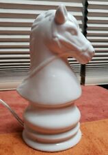 Luminária de mesa White Knight porcelana cavalo peça xadrez acento luz portátil comprar usado  Enviando para Brazil
