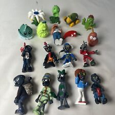 Lote de 18 figuras de acción de juguetes videojuegos monstruos fruta verdura segunda mano  Embacar hacia Argentina