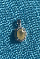 Pendentif saphir jaune d'occasion  Tonnay-Boutonne