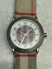 Montre burberry d'occasion  Meudon-la-Forêt