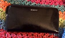 Usado, Carteira DKNY Bryant de couro preto com zíper ao redor - Excelente estado usado! comprar usado  Enviando para Brazil