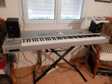 Piano numérique touches d'occasion  Saint-Hilaire-des-Loges