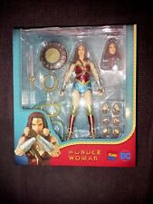 Wonder woman mafex d'occasion  Rennes-