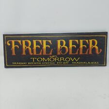 Usado, Placa de madeira Free Beer Tomorrow preta amarela pendurada decoração de parede country bar comprar usado  Enviando para Brazil