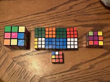 Rompecabezas Rubix Cubes 11 multicolores gran variedad, estado y funciona muy bien segunda mano  Embacar hacia Argentina