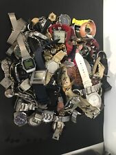 Lote de relógios muitas marcas estilos relojoeiro masculino feminino revendedor 10,9 libras LEIA comprar usado  Enviando para Brazil