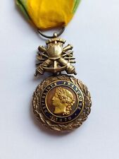 Military medal bifaceous d'occasion  Expédié en Belgium
