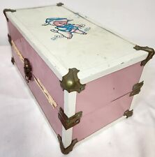 Estojo baú boneca Cass 13,5x7,5x7” brinquedos vintage década de 1950 metal rosa , usado comprar usado  Enviando para Brazil