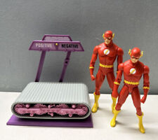 DC Direct Silver Age Flash & Kid Flash Deluxe Figure Set Cosmic Treadmill for sale  Shipping to South Africa