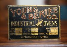 Usado, Placa de identificação de forno placa de identificação antiga fogão latão industrial Cincinnati Ohio comprar usado  Enviando para Brazil