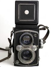 Fotocamera biottica yashica usato  Muggio
