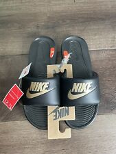 Nowe sandały Nike Victori One Slide czarne złote buty męskie rozmiar 12 na sprzedaż  Wysyłka do Poland