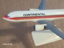Usado, Flight Miniatures "Continental Airlines" Boeing 737-200 somente avião e suporte. Ex. comprar usado  Enviando para Brazil