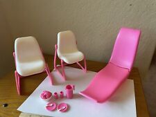 Usado, Conjunto de pratos cadeira de praia ajustável Barbie década de 1980 Dream Pool Collection comprar usado  Enviando para Brazil