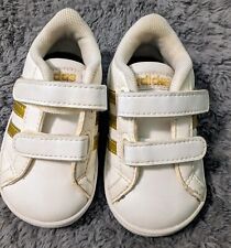 Bebé Adidas Talla 4K Unisex Blanco Dorado Tenis Zapatos Niños Niñas segunda mano  Embacar hacia Argentina