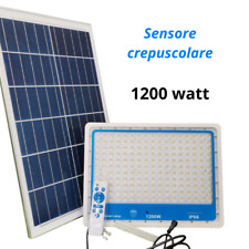 Faro solare 1200w usato  Cardito