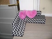 1/6 scale barbie doll cord corner sofa for barbie doll ..with two heart cushions for sale  Shipping to South Africa