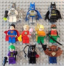 Lote de minifiguras y accesorios Lego DC segunda mano  Embacar hacia Mexico