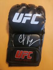 C.J. Luva autografada assinada por Vergara UFC MMA certificado de autenticidade BAS Beckett #AC82997 comprar usado  Enviando para Brazil