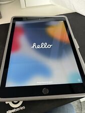 Apple iPad Air 2 16GB, Wi-Fi 9,7 polegadas - Cinza espacial comprar usado  Enviando para Brazil