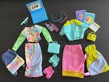 Conjunto de muñeca Mary-Kate & Ashley Campus 2001 chic con bolso, zapatos ~ se adapta a la adolescente Barbie segunda mano  Embacar hacia Mexico