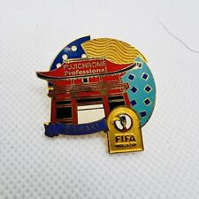 Używany, FIFA 2002 Baraki World Cup Korea Japan Fujichrome Professional Pin Badge na sprzedaż  Wysyłka do Poland