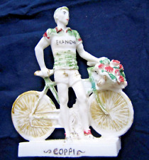 Statua soprammobile fausto usato  Italia