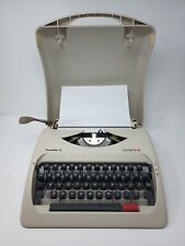 Máquina de escribir vintage Olympia Traveller C con estuche rígido funciona muy bien segunda mano  Embacar hacia Argentina