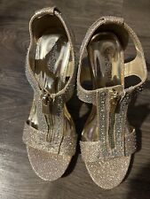 Women shoes silver for sale  Fairchance
