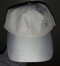 Cappelo sportivo bianco usato  Trezzo Tinella