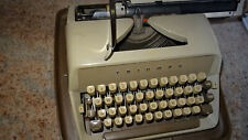 Maszyna do pisania walizek Triumph "Gabriele 3" , używany na sprzedaż  Wysyłka do Poland