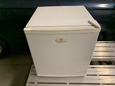 Usado, Refrigerador compacto Daewoo FR-064R con congelador, 1,7 pies cúbicos, blanco, estantes, bandeja segunda mano  Embacar hacia Mexico