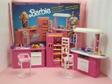 Barbie mattel mobili usato  San Giorgio Di Piano