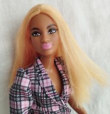 Barbie curvyfashionistas 161 d'occasion  Bordeaux-