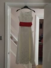 Beautiful white bridesmaid for sale  Shipping to Ireland