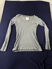 Camisa para mujer Abercrombie & Fitch talla mediana gris ajuste elástico segunda mano  Embacar hacia Argentina