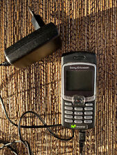 Usado, Vintage SONY ERICSSON Movistar celular con cargador segunda mano  Embacar hacia Argentina