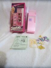 Vintage 1990 Barbie Pink Sparkles lodówka zamrażarka #4776 Mattel na sprzedaż  Wysyłka do Poland