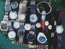 Lot montres assorties d'occasion  Lignan-sur-Orb