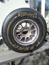 Macacão Williams F1 Team Cosworth FW33 2011 roda Fórmula 1 pneu Pirelli + M&S comprar usado  Enviando para Brazil