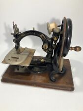Vintage/Antique Sewing Machine, Vintage/Antique Craft Restoration Project for sale  Shipping to South Africa