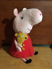 Brinquedo de pelúcia 16" TY PEPPA PIG Jumbo segurando ursinho de pelúcia 2017 TY Beanie Baby comprar usado  Enviando para Brazil