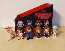 Lote de 6 bonecos STRANGER THINGS S4 Funko Mystery mini vinil + caixa de exibição na loja comprar usado  Enviando para Brazil