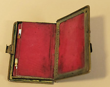 Bolsa de moedas antiga francesa Carnet de Bal da década de 1850 livro de bolso couro latão comprar usado  Enviando para Brazil