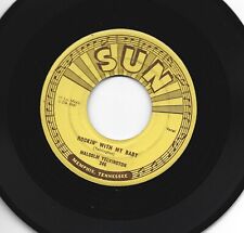 ROCKABILLY 45 - MALCOLM YELVINGTON - ROCKIN' WITH MY BABY - OUVIR 1956 SUN comprar usado  Enviando para Brazil