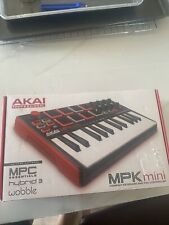Controlador de teclado Akai Professional MPK Mini Play, usado comprar usado  Enviando para Brazil